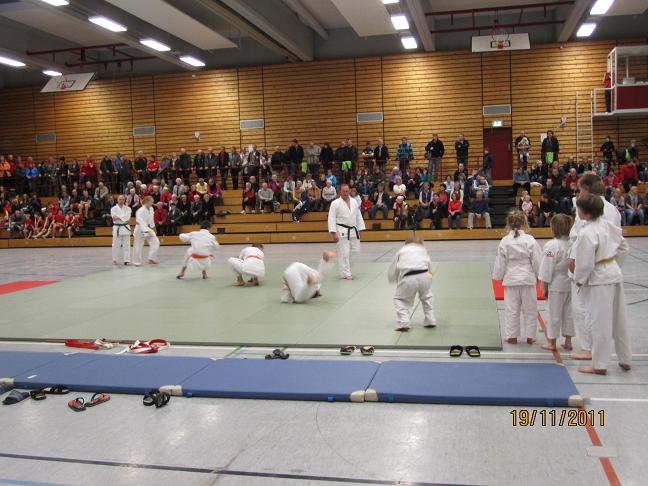 Turnschau_2011_8a_Judo3